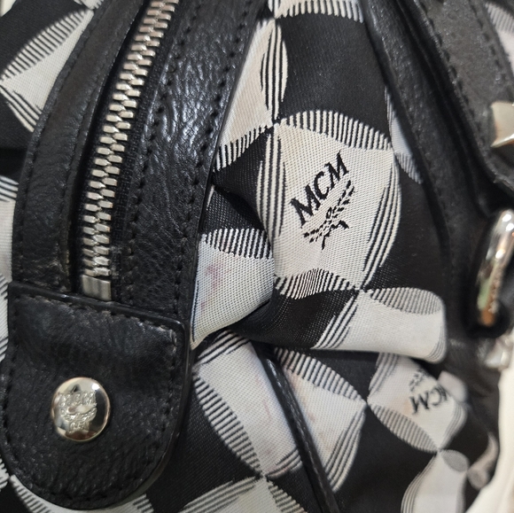 MCM BLACK AND GREY TOTE/HAND BAG-AUTHENTIC - Picture 5 of 16